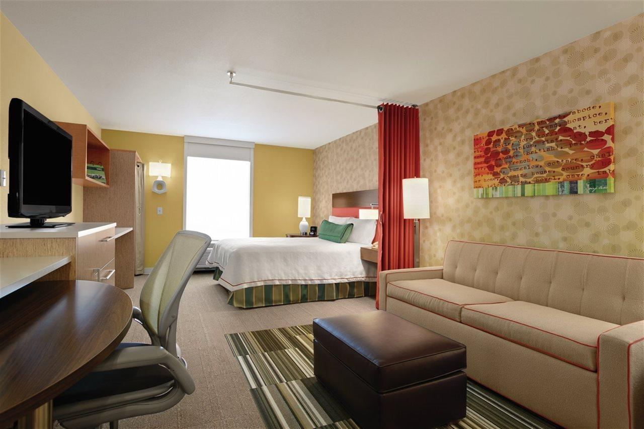 Home2 Suites By Hilton Tampa Usf Near Busch Gardens Zewnętrze zdjęcie