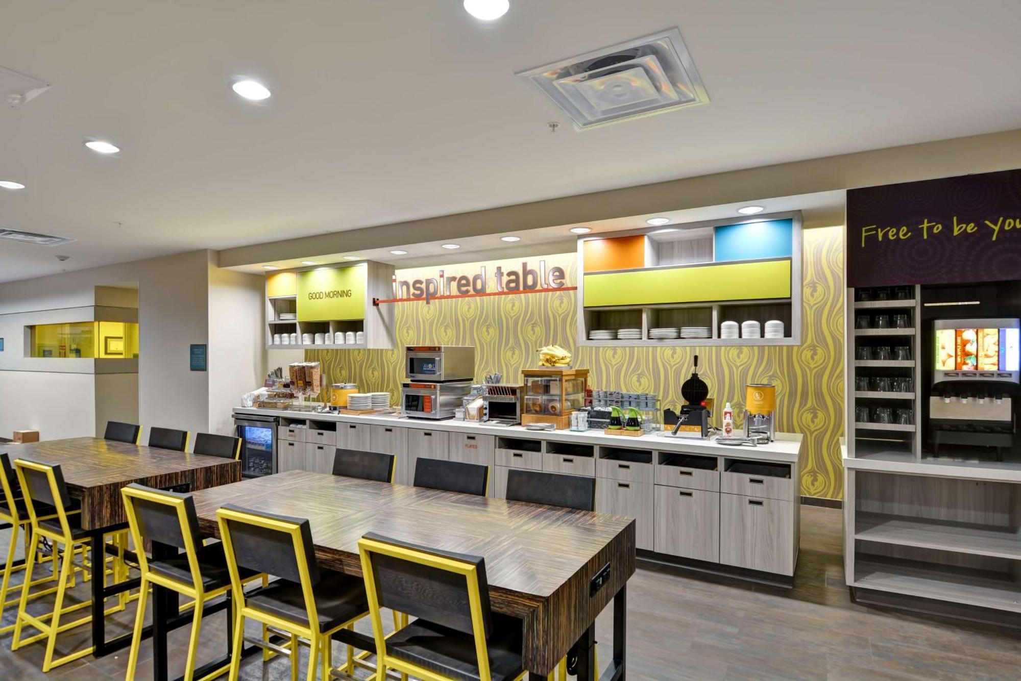 Home2 Suites By Hilton Tampa Usf Near Busch Gardens Zewnętrze zdjęcie